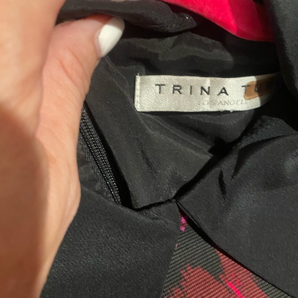 Trina Turk sassy dress. Back zipper. Lacy detail at bottom. Excellent condition! - Picture 3 of 3